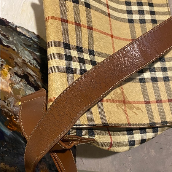 Authentic Burberry Vintage Crossbody - Picture 12 of 13